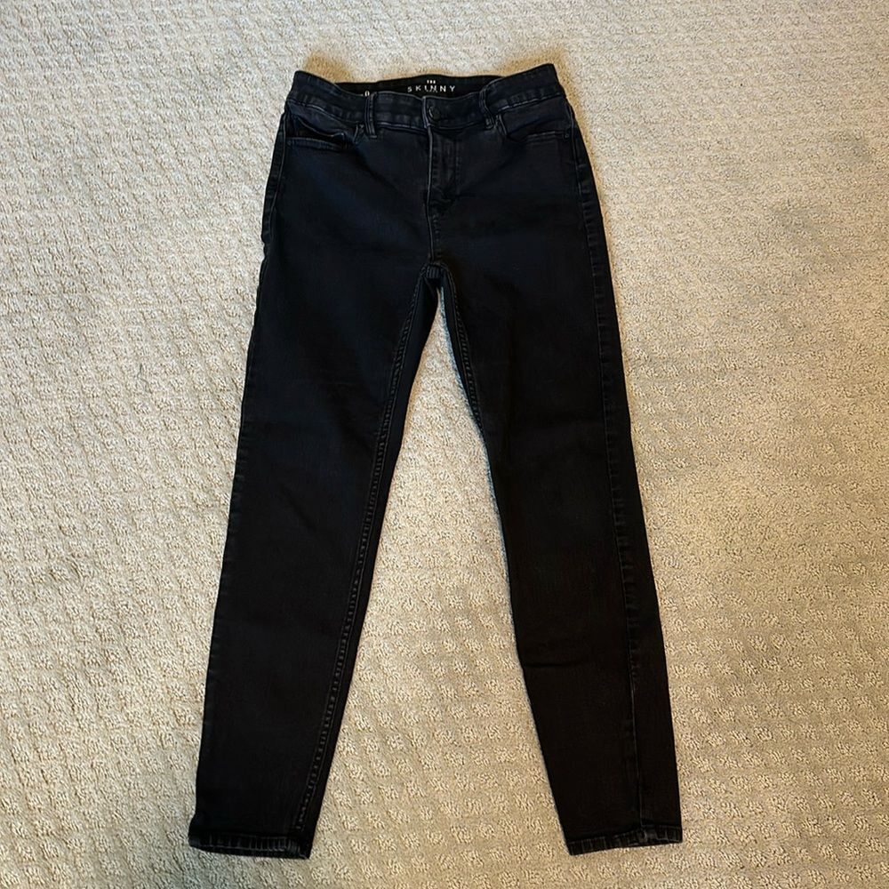 Sz 0 White House Black Market black washed high rise skinny jeans